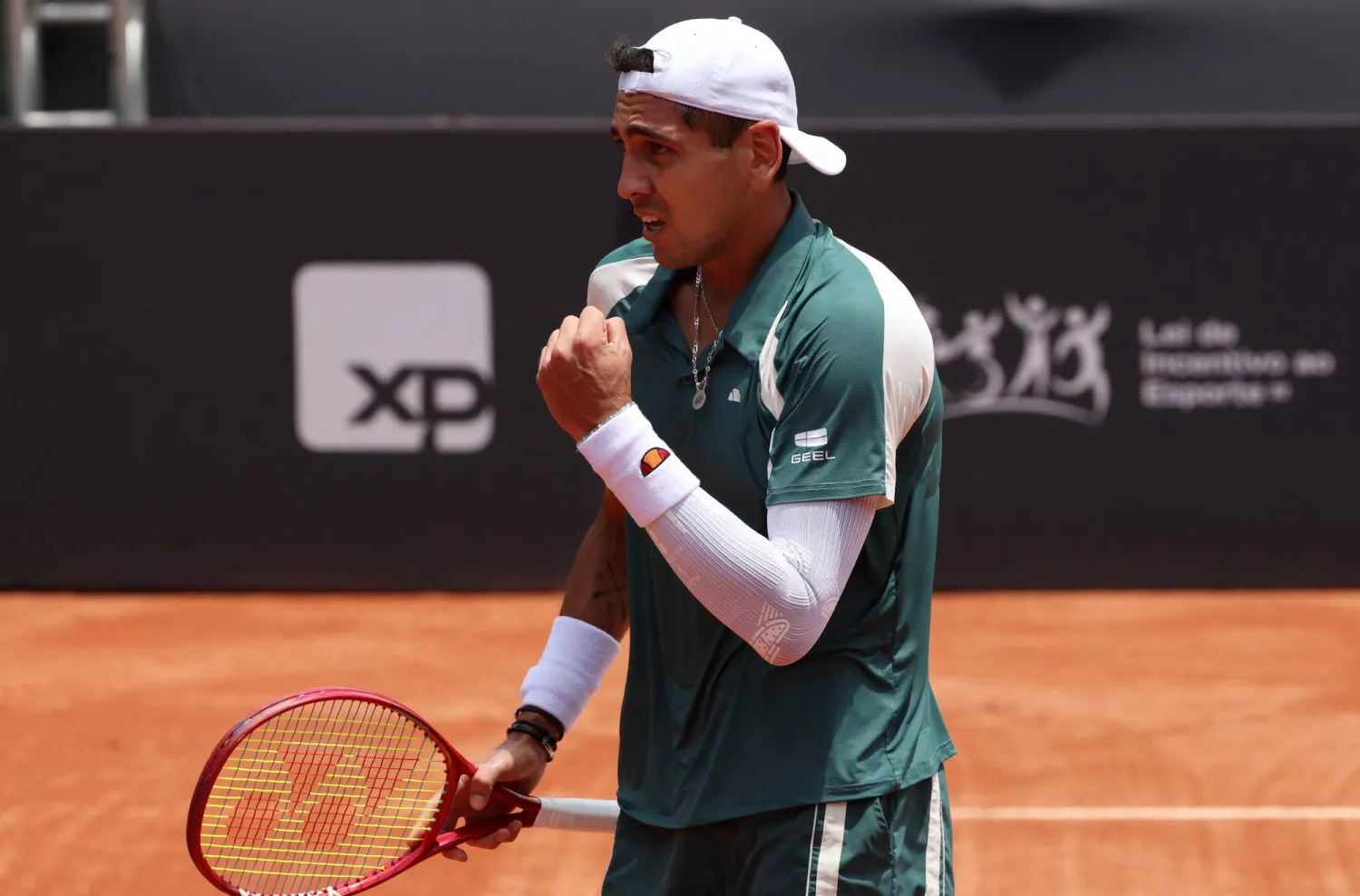 التشيلي أليخاندرو تابيلو إلى نهائي ريو (رويترز) 