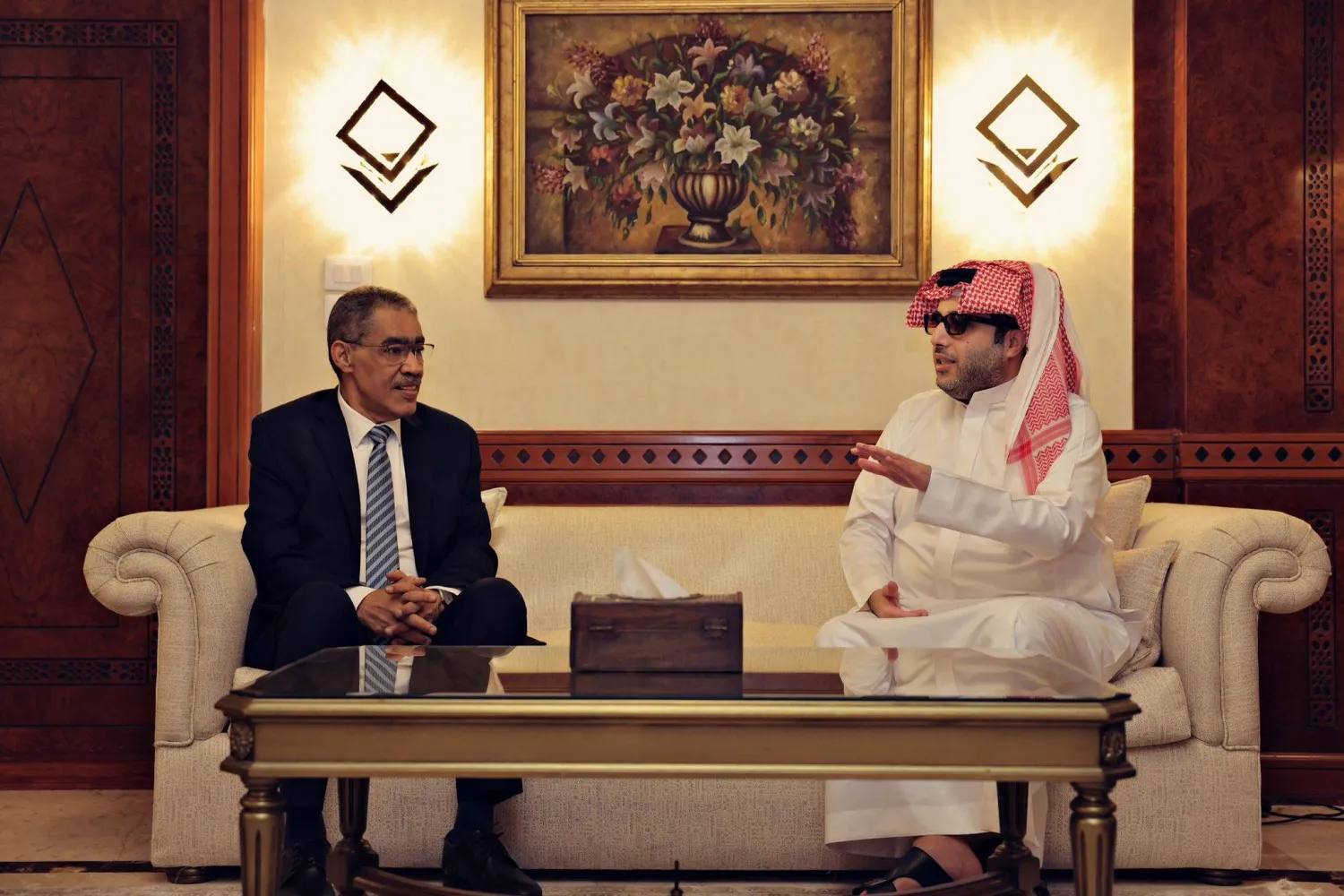 الاتفاق على تعزيز التعاون الإعلامي والثقافي والفني بين السعودية ومصر (فيسبوك المستشار تركي آل الشيخ)