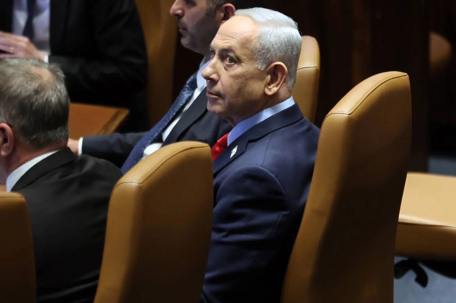  نتنياهو يحضر جلسة عامة للكنيست اليوم (إ.ب.أ)