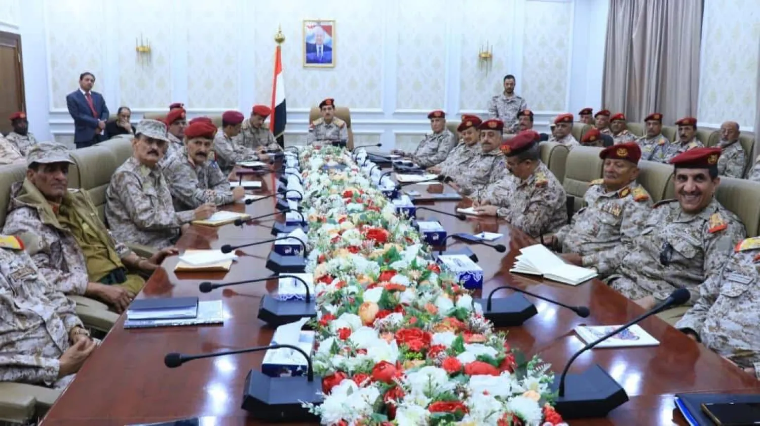 التزام بتفعيل العمل المؤسسي والانضباط في القوات المسلحة اليمنية (إعلام حكومي)