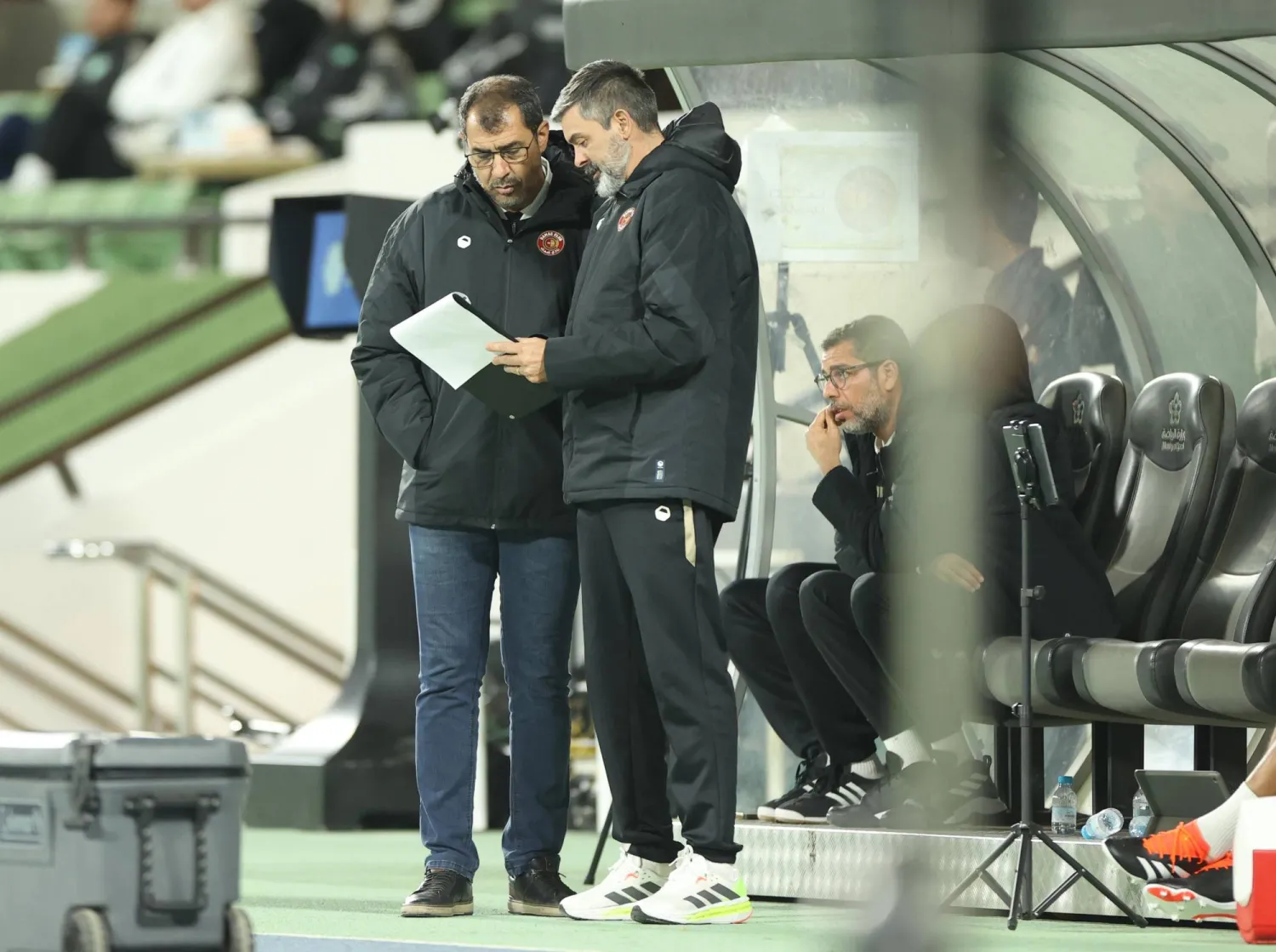 فابيو كاريلي مدرب فريق ضمك (تصوير: عدنان مهدلي)