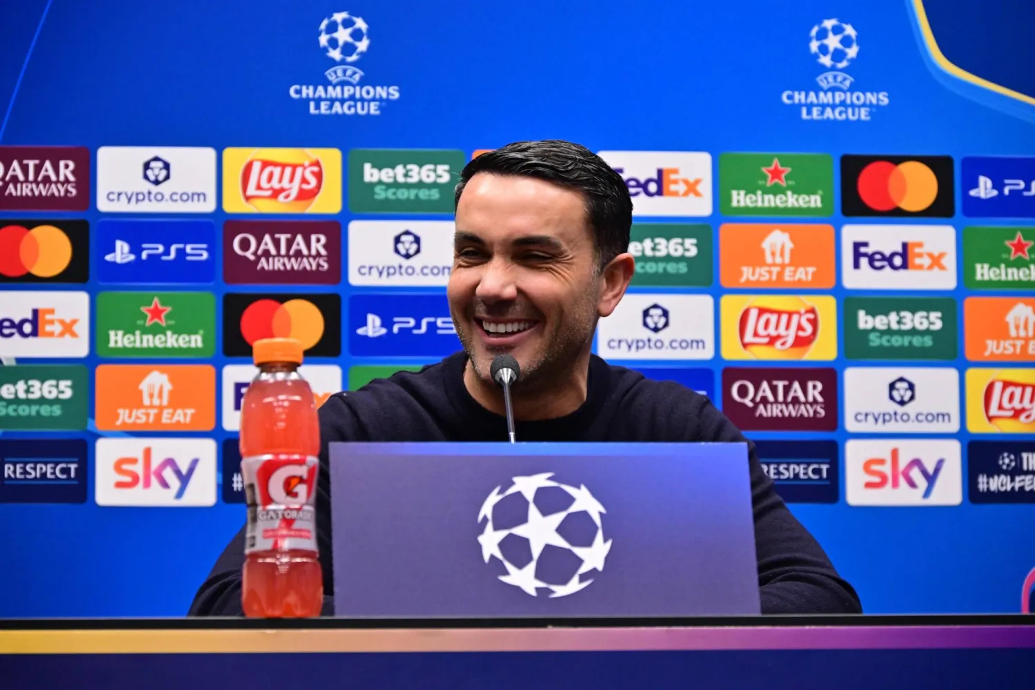 رافاييلي بالادينو مدرب أتالانتا (إ.ب.أ)