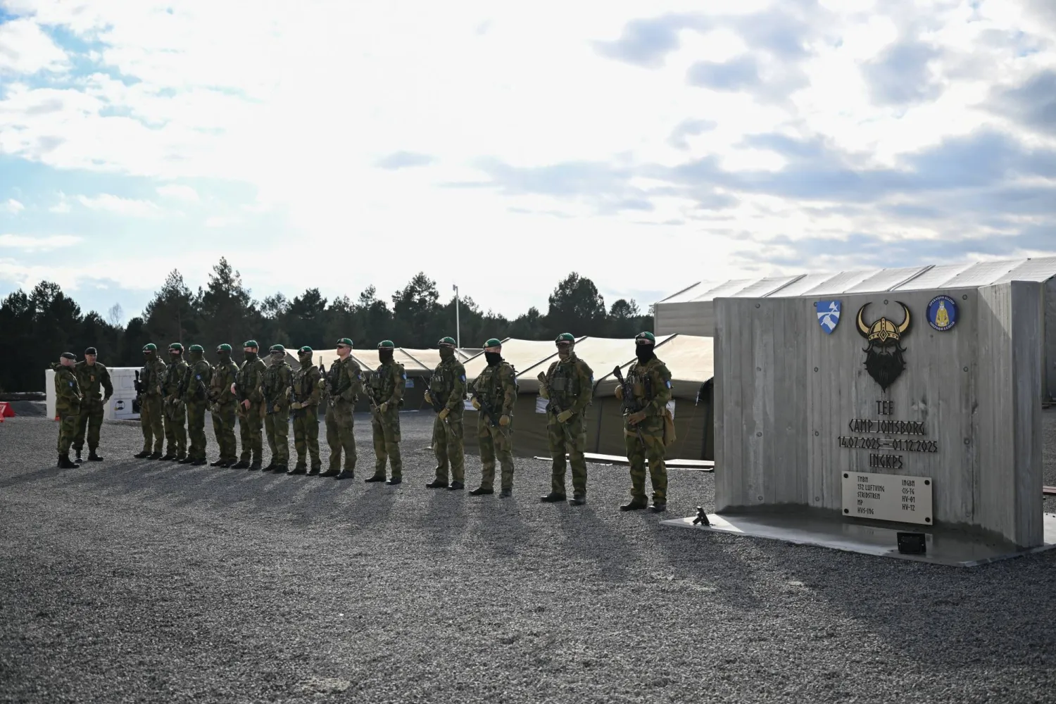 جنود في مقر مركز تدريب القوات البرية - معسكر جومسبورغ في ليبا جنوب شرقي بولندا (إ.ب.أ)