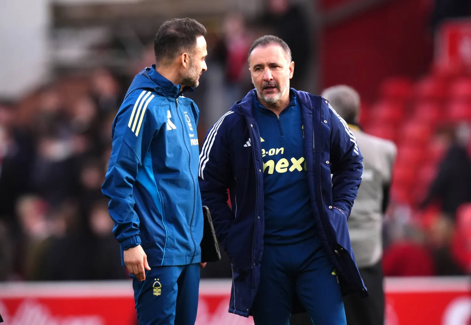 يسعى فيتور بيريرا المدرب الجديد لنوتنغهام فورست إلى حسم بطاقة التأهل في إنجلترا ومصالحة جماهير الفريق (د.ب.أ)