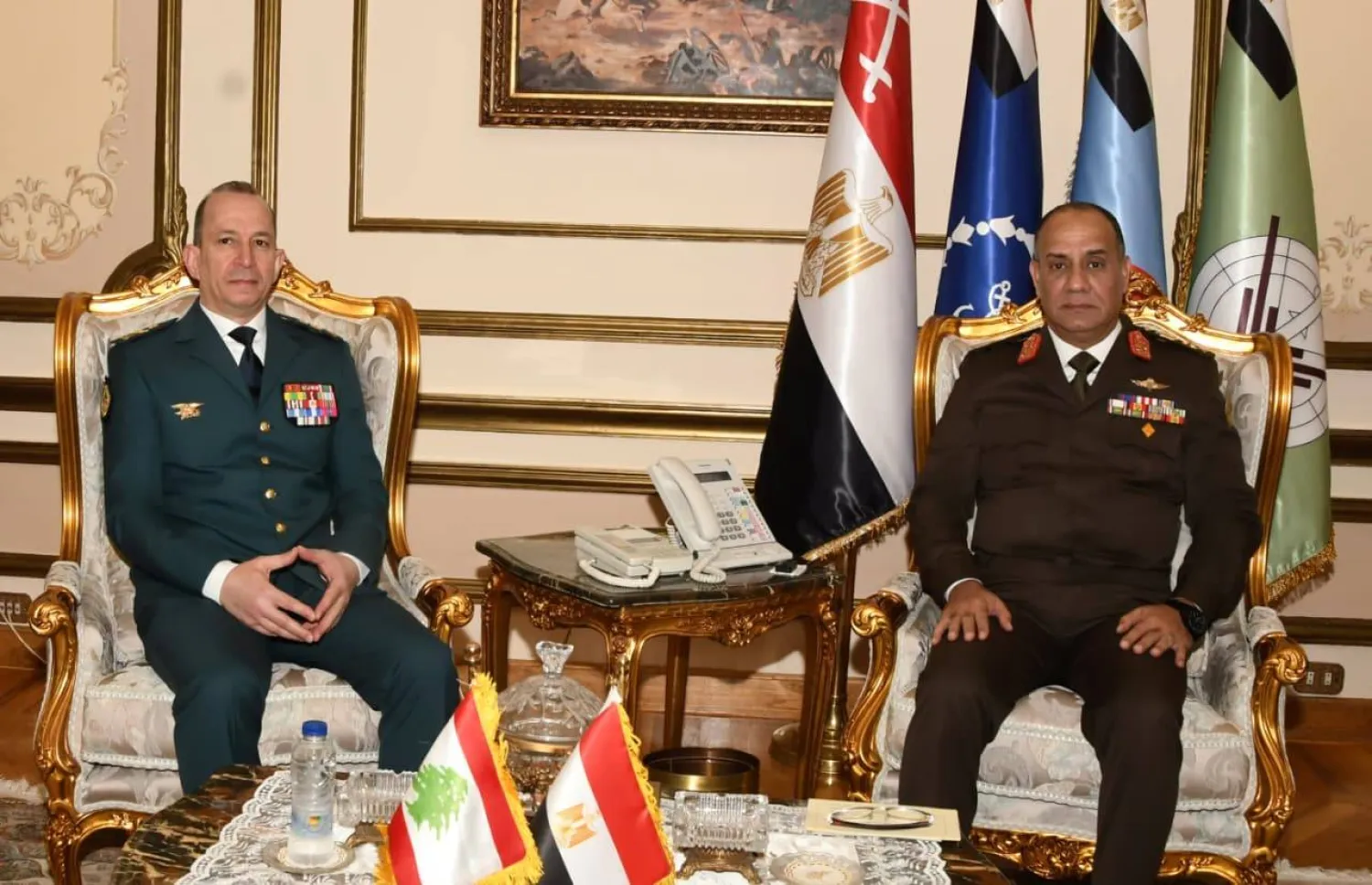وزير الدفاع المصري يلتقي قائد الجيش اللبناني (المتحدث العسكري المصري)
