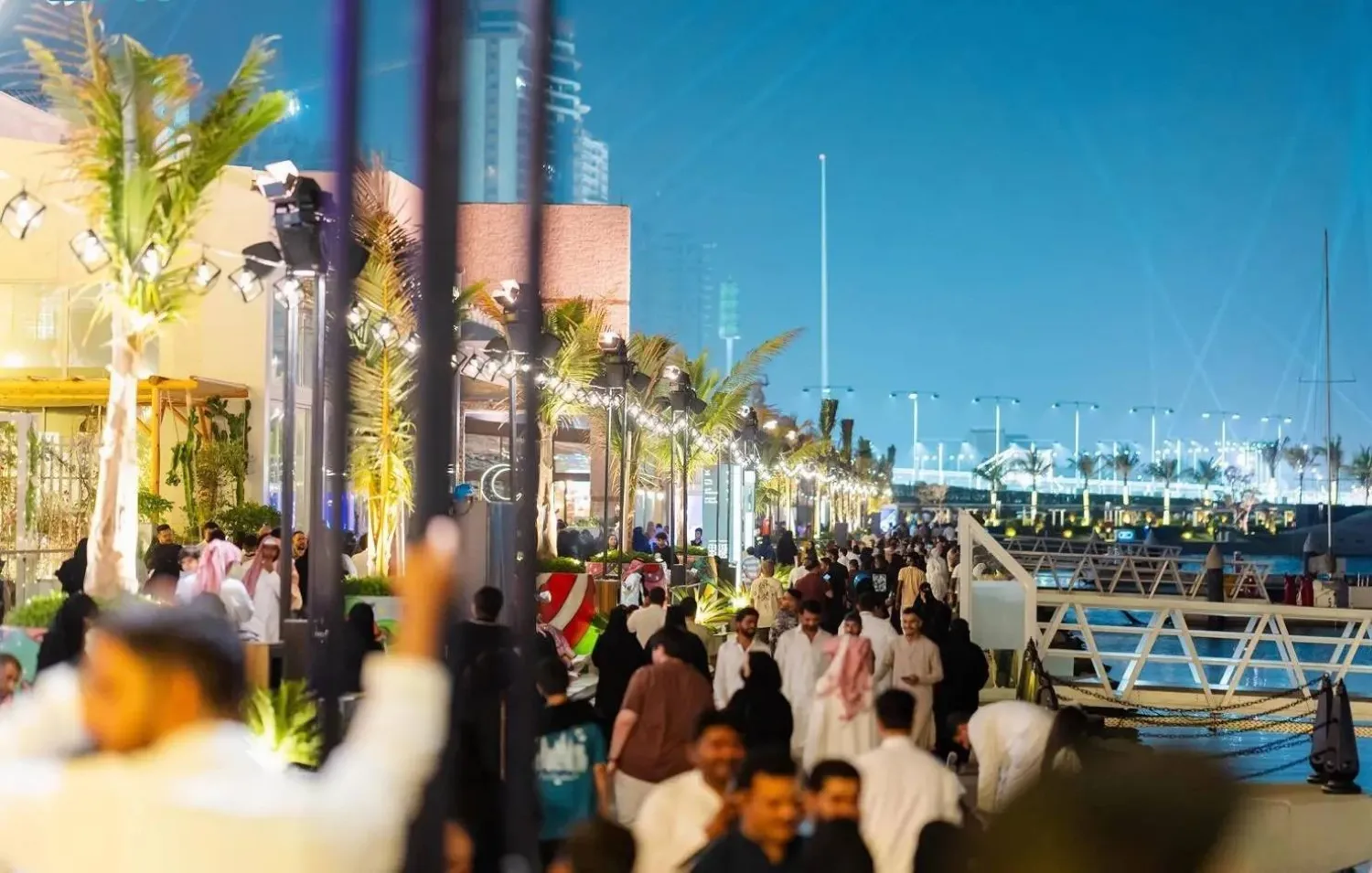 The Saudi Council of Economic and Development Affairs discussed several issues, including the Ministry of Economy and Planning's quarterly report (SPA)