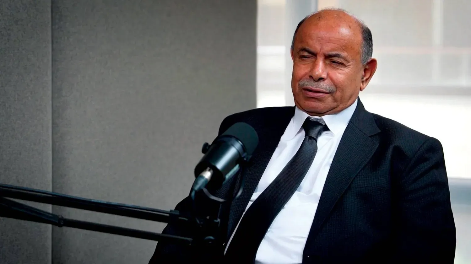 Yemen Cumhurbaşkanlığı Liderlik Konseyi üyesi, Riyad'da "Şarku’l Avsat Podcast"ine konuştu