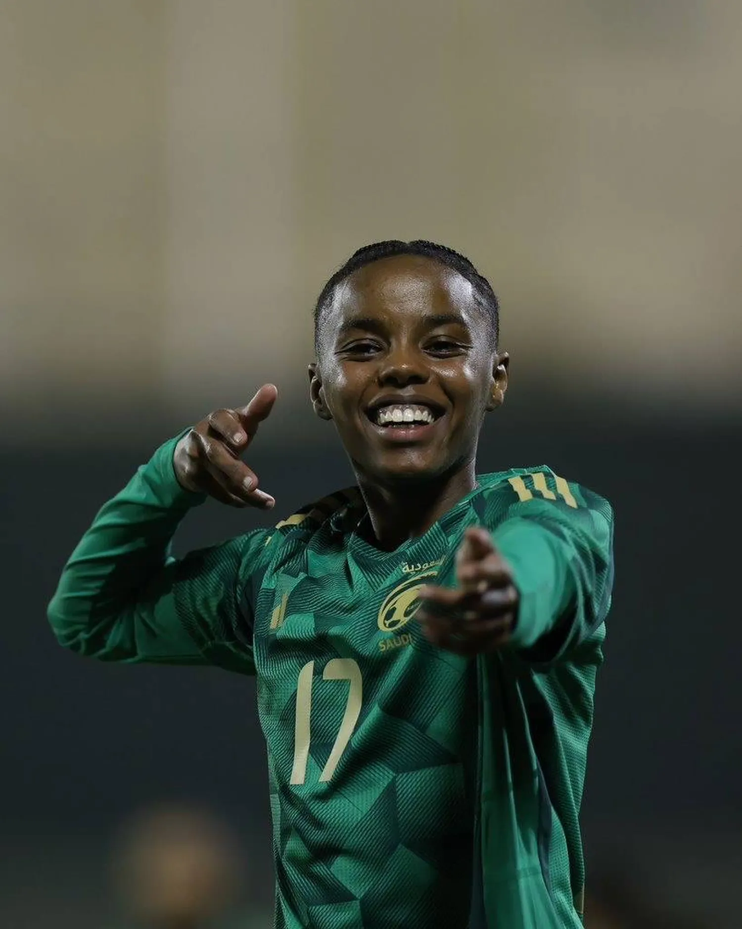 اللاعبة فدوى خالد تحتفل بهدفها في شباك البحرين (الشرق الأوسط)