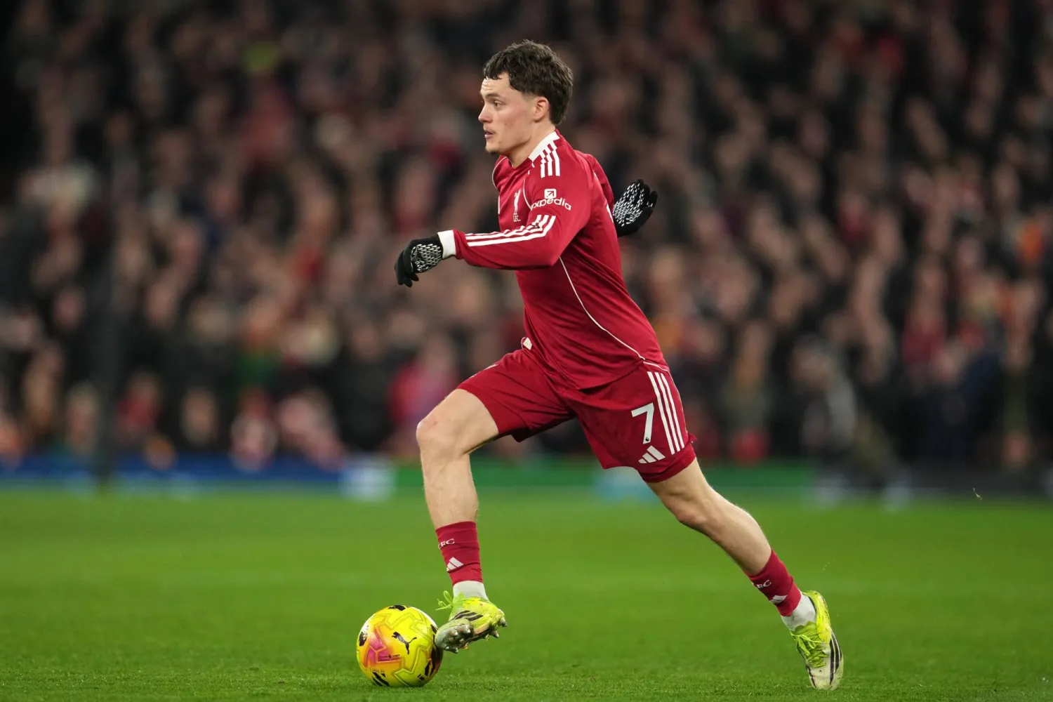 Liverpool's Florian Wirtz controls the ball during the English Premier League soccer match between Liverpool and Newcastle in Liverpool, England, Saturday, Jan. 31, 2026.(AP Photo/Jon Super)