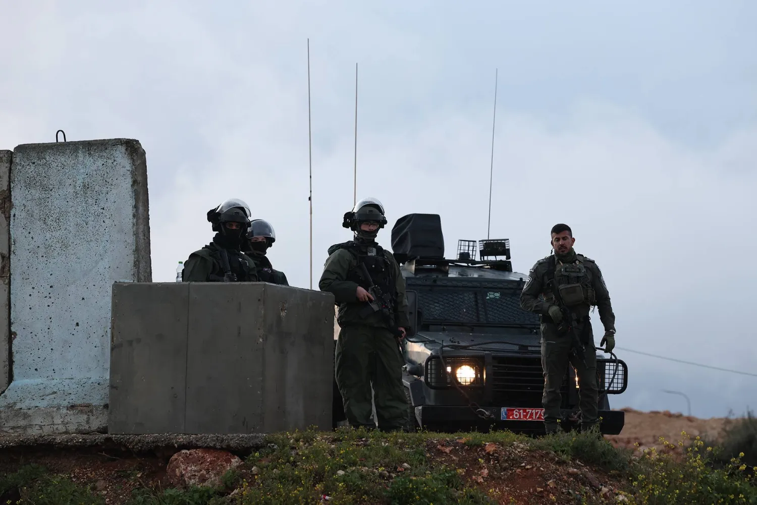 عناصر من الجيش الإسرائيلي (إ.ب.أ)