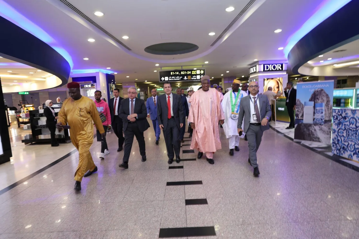 محاولات مصرية لتلافي حالة الارتباك في الطيران العالمي نتيجة التصعيد في المنطقة (شركة ميناء القاهرة الجوي)