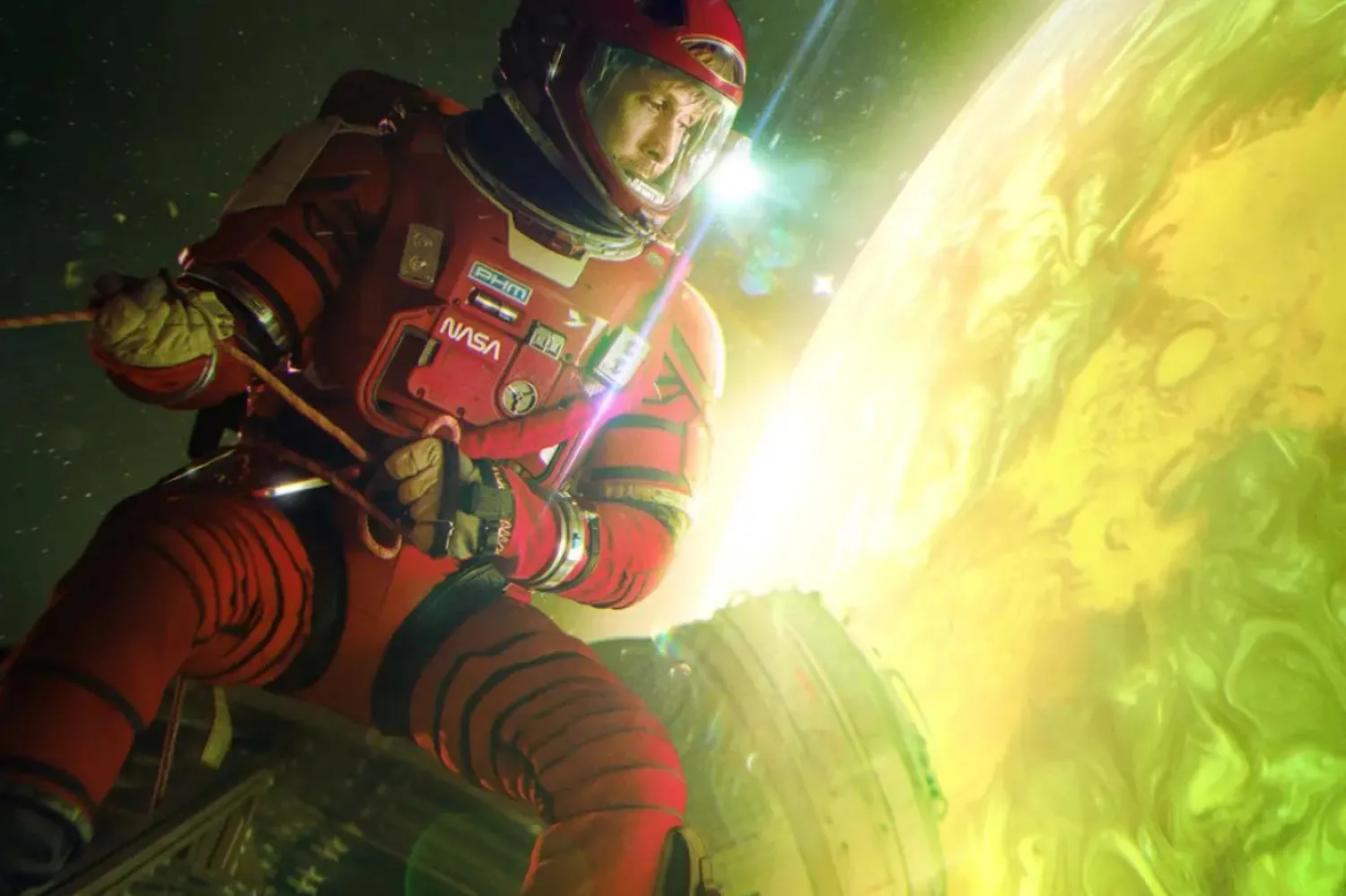 Üç kez Oscar'a aday gösterilen 45 yaşındaki Ryan Gosling, yeni filmi Kurtuluş Projesi'nde bilimsel zekası ve sıradışı fikirleriyle Dünya'yı kurtarmaya çalışan bir öğretmeni canlandırıyor (Amazon MGM Studios)