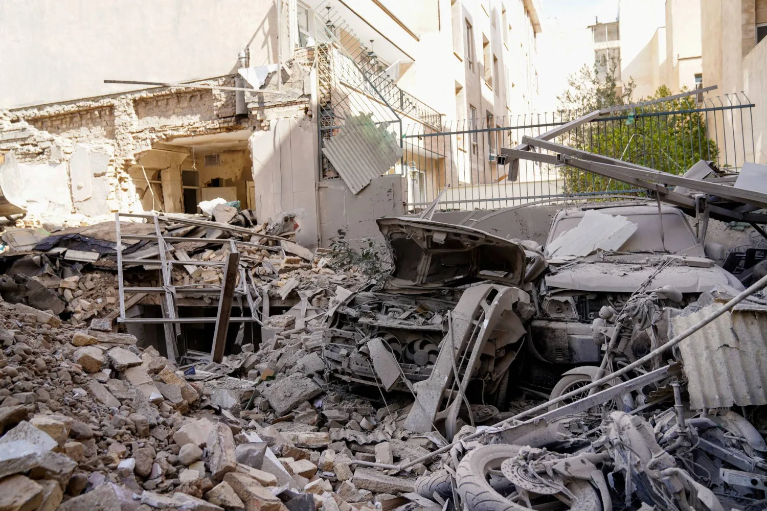  A view shows the aftermath of an Israel and the US strike on a building in Tehran, Iran, February 28, 2026. Amir Kholousi/ISNA/WANA (West Asia News Agency) via Reuters