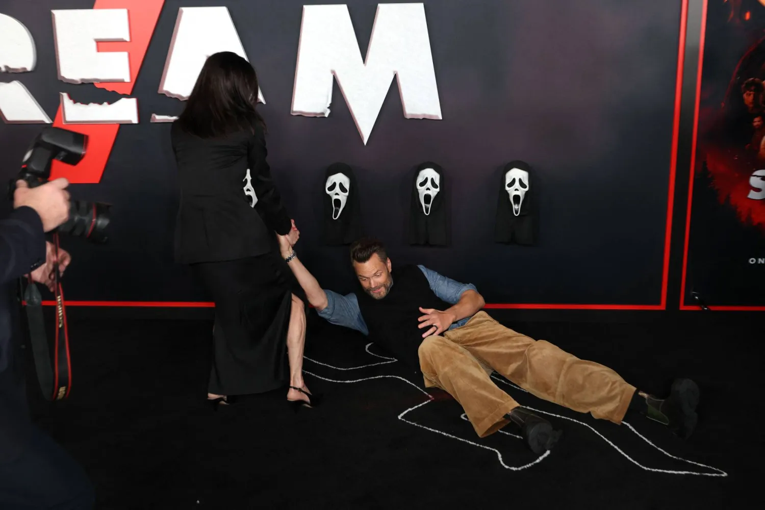 HOLLYWOOD, CALIFORNIA - FEBRUARY 25: Courteney Cox and Joel McHale attend the Los Angeles Premiere of Paramount Pictures "Scream 7" at Paramount Pictures Studios on February 25, 2026 in Hollywood, California.   Frazer Harrison/Getty Images/AFP 