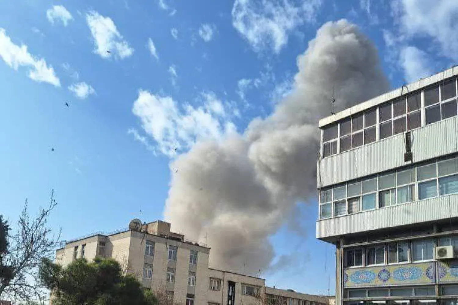 يتصاعد الدخان عقب انفجار في طهران (أرشيفية - د.ب.أ)