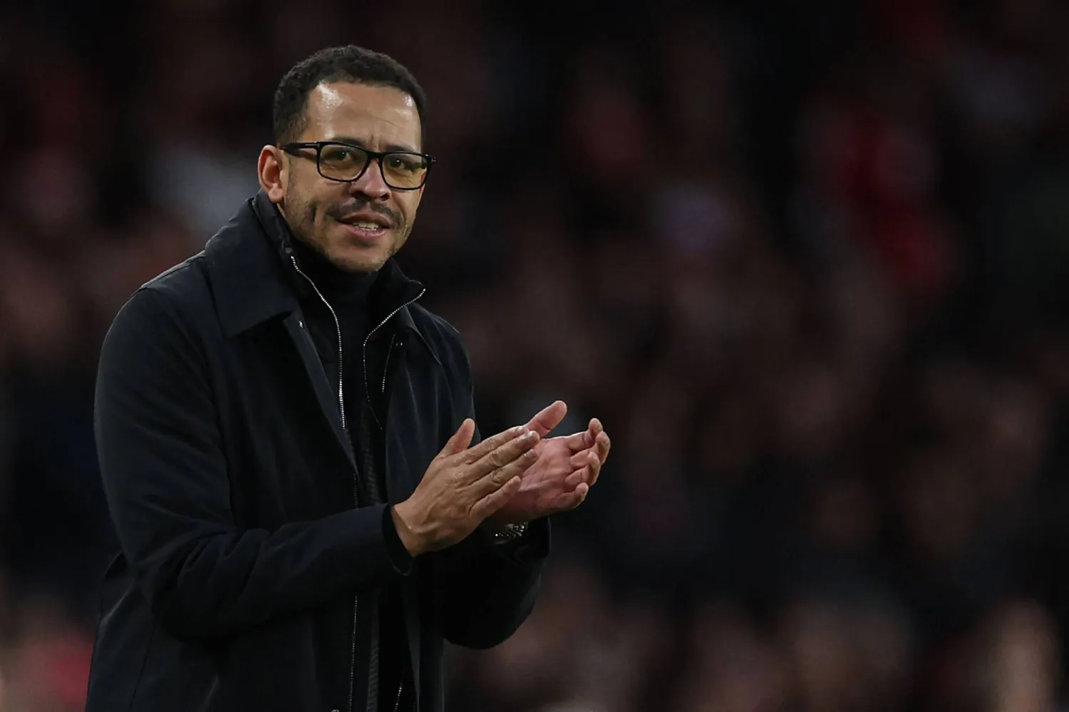 ليام روزنير مدرب تشيلسي (أ.ف.ب)