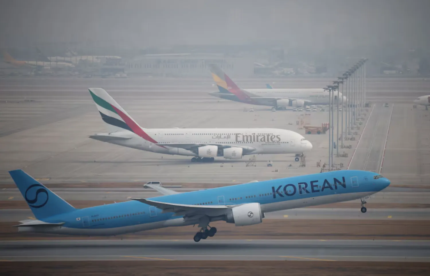 An Emirates Airbus A380 aircraft that has remained parked at the airport after the flight was cancelled, amid the U.S.-Israel conflict with Iran, at Incheon International Airport in Incheon, South Korea, March 5, 2026. REUTERS/Kim Hong-Ji 