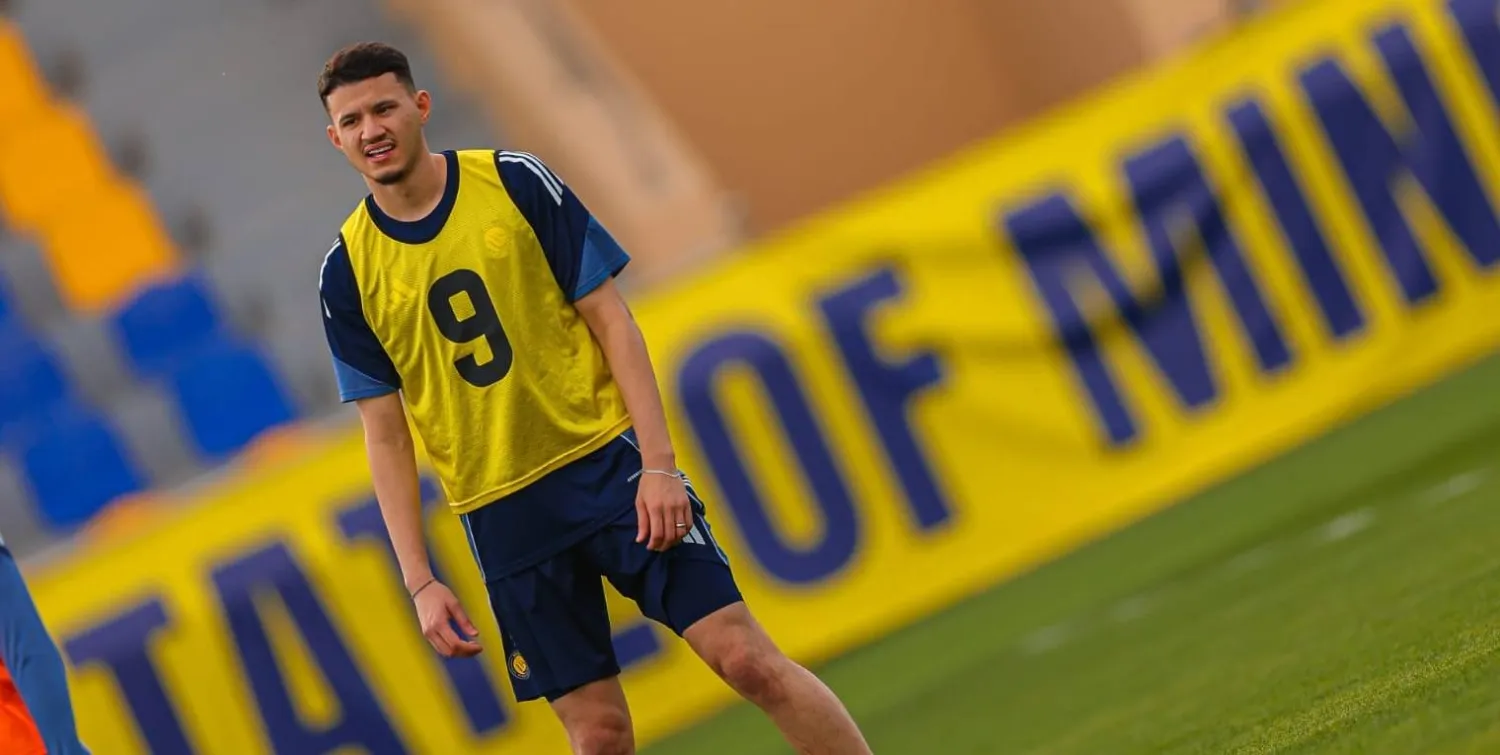 الحمدان خلال تدريبات النصر الأخيرة (موقع النادي)