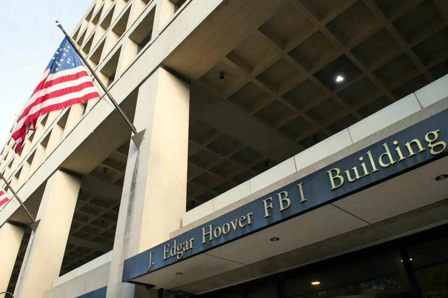 Federal Soruşturma Bürosu'nun (FBI) genel merkezine ev sahipliği yapan J. Edgar Hoover Binası (AP)