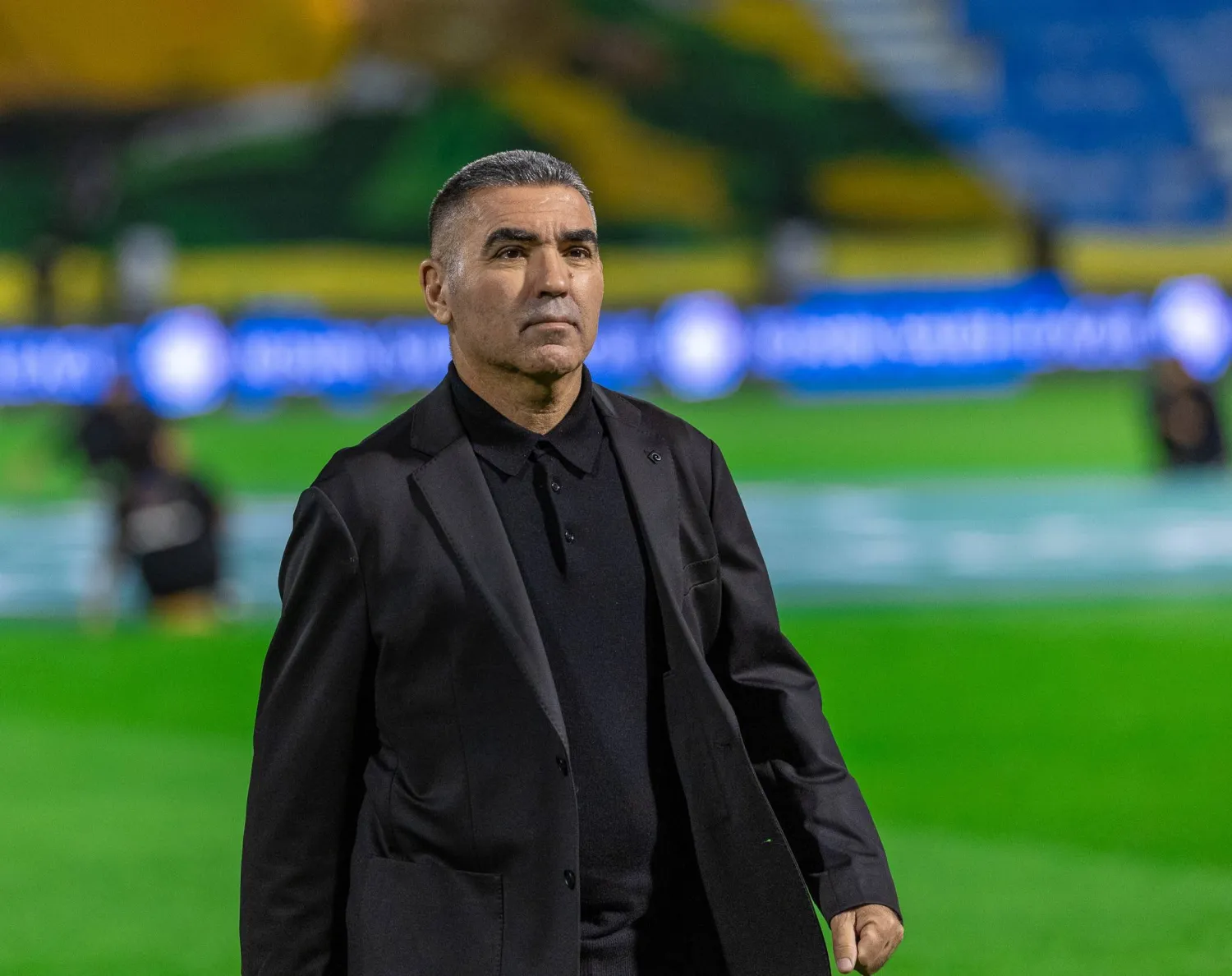 التونسي جلال قادري مدرب فريق الحزم (تصوير: عيسى الدبيسي) 