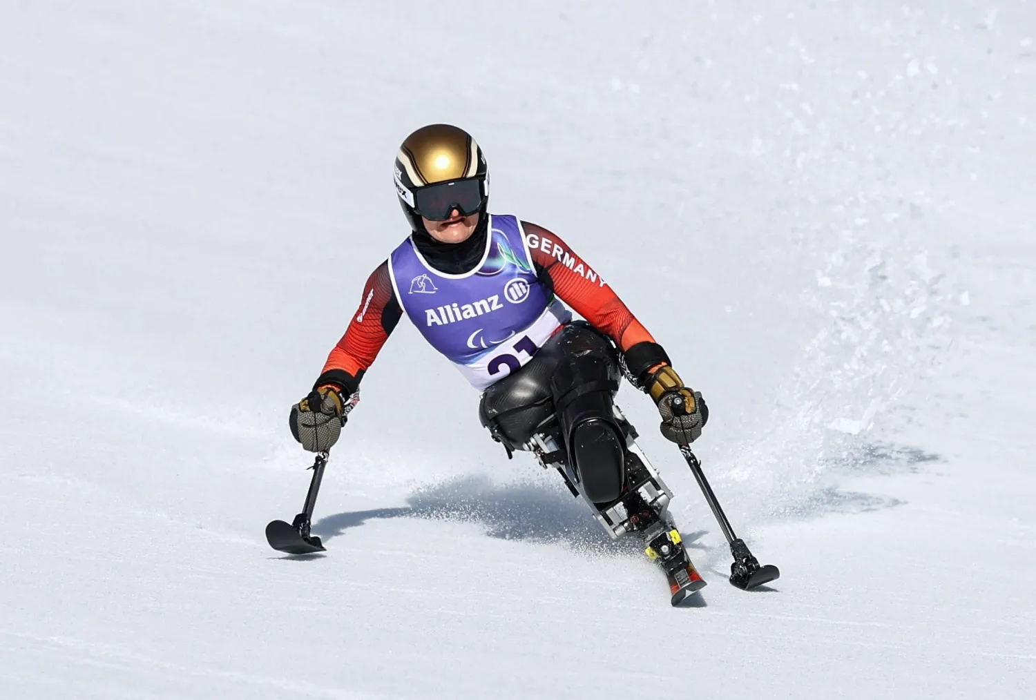 أنا-لينا فورستر (رويترز)