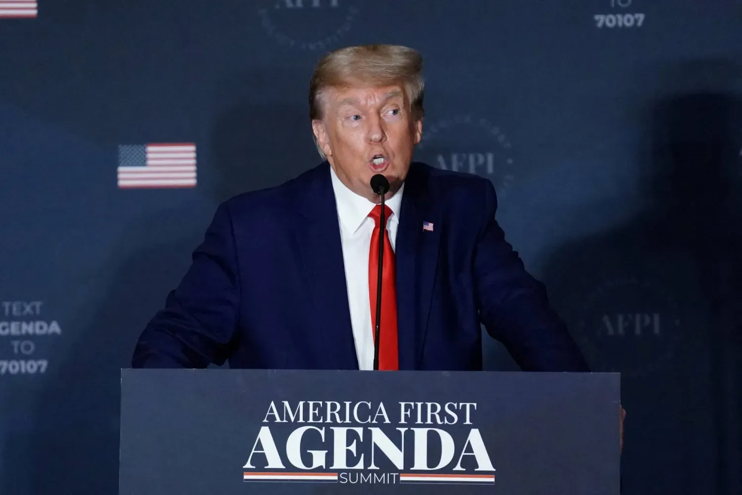 Trump, 26 Temmuz 2022'de America First Enstitüsü'nde konuşma yaptı (Reuters)