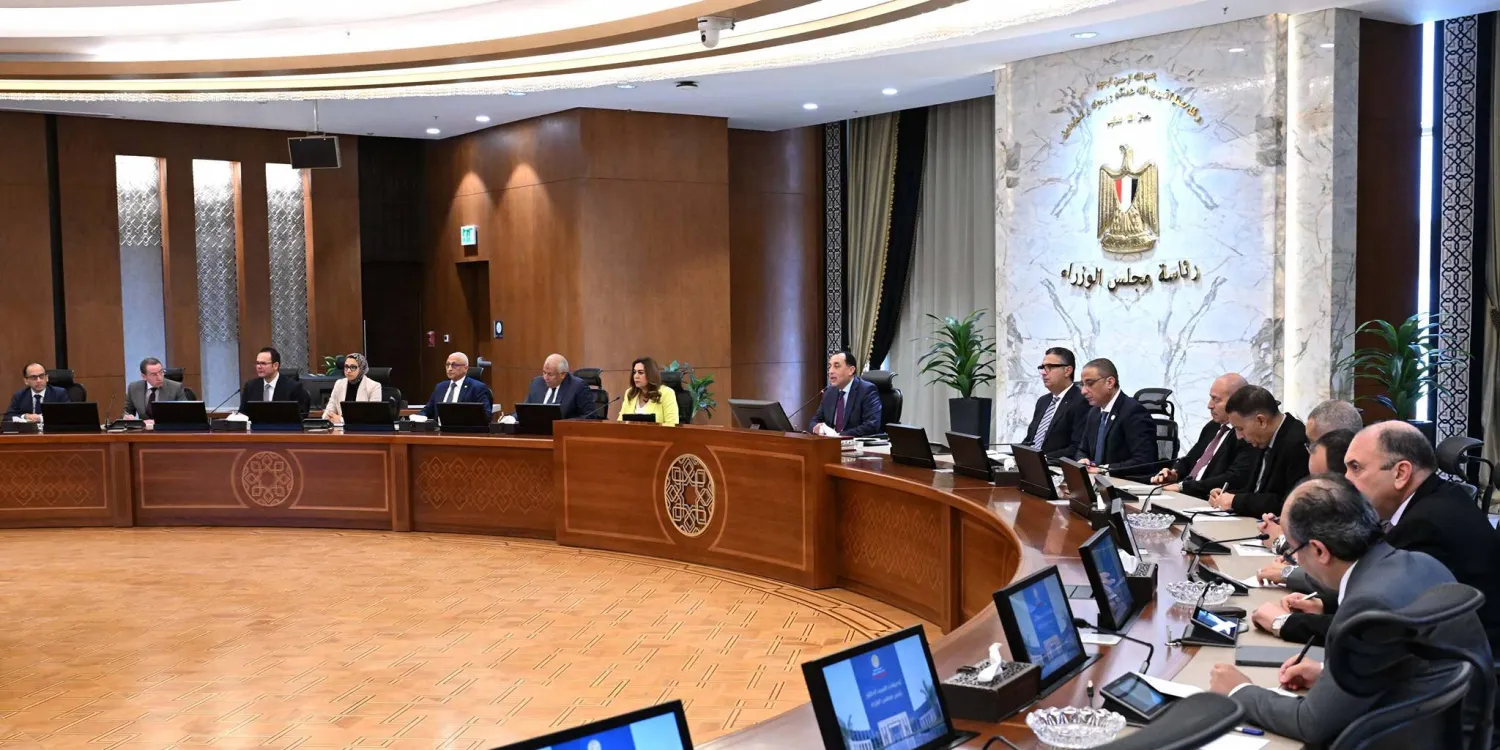 رئيس مجلس الوزراء المصري مصطفى مدبولي خلال اجتماع «مجلس المحافظين» يوم الأحد (مجلس الوزراء)