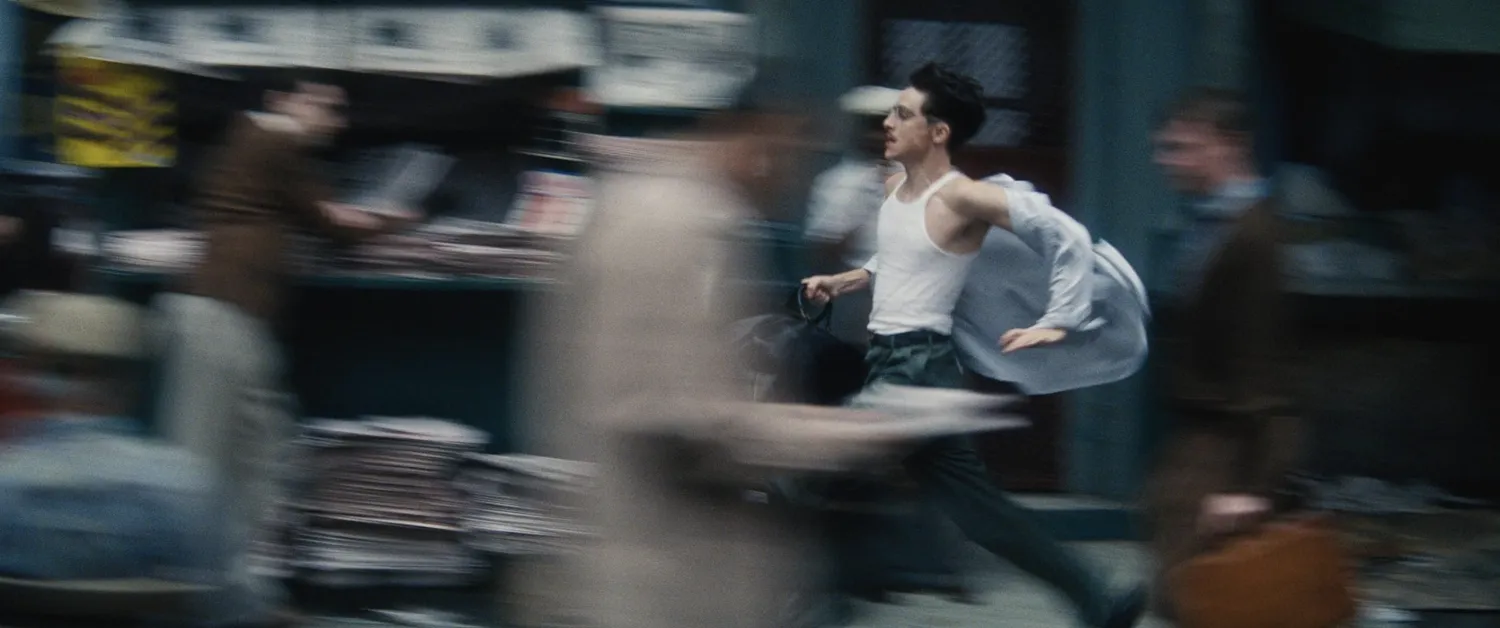 «مارتي سوبريم» من أهم أفلام عام 2025 وحصل على 9 ترشيحات لجوائز الأوسكار (imdb)