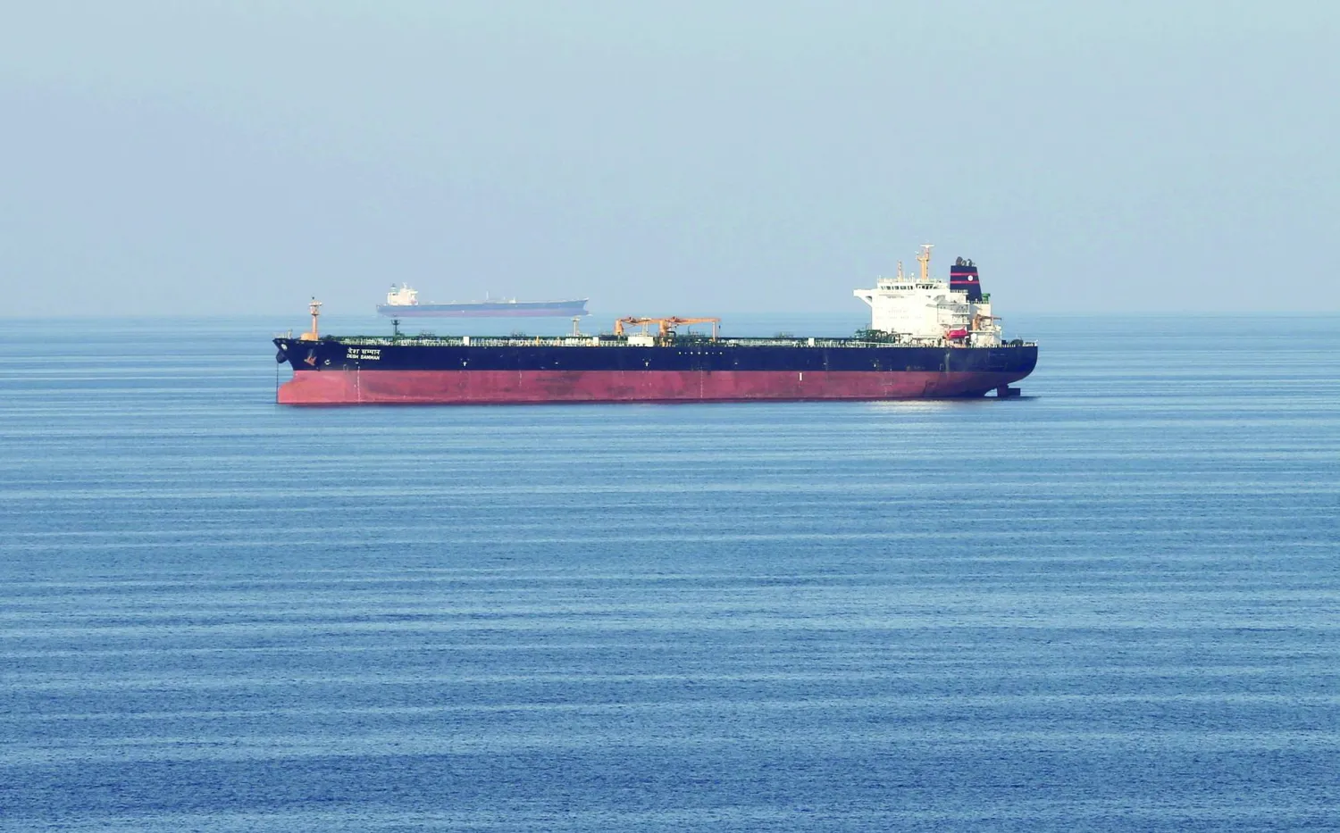 FILE PHOTO: Oil tankers pass through the Strait of Hormuz, December 21, 2018. REUTERS/Hamad I Mohammed/File Photo