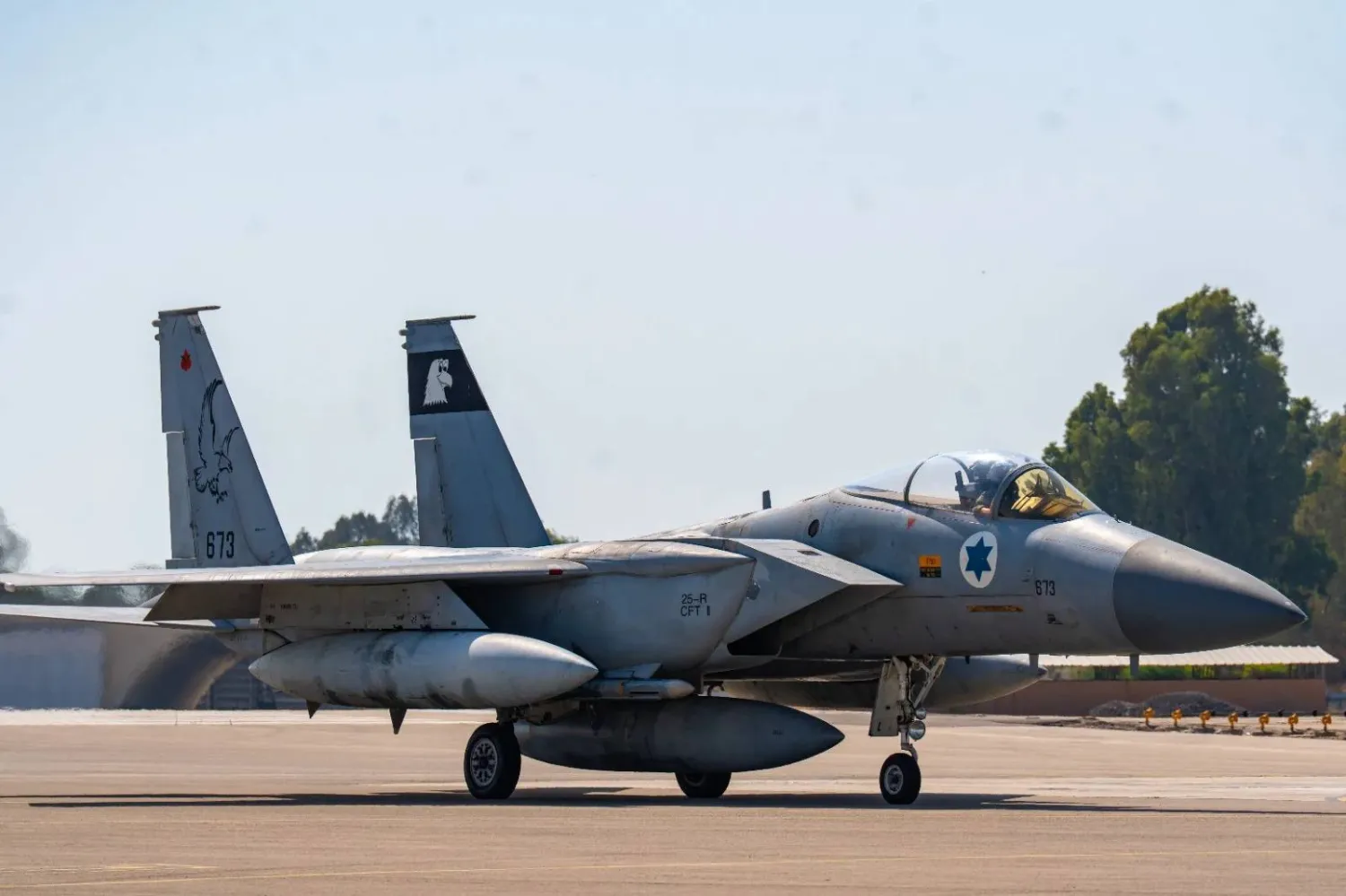 طائرات مقاتلة تابعة لسلاح الجو الإسرائيلي تستعد للإقلاع لشن ضربات على إيران يوم 17 يونيو 2025 (الجيش الإسرائيلي)