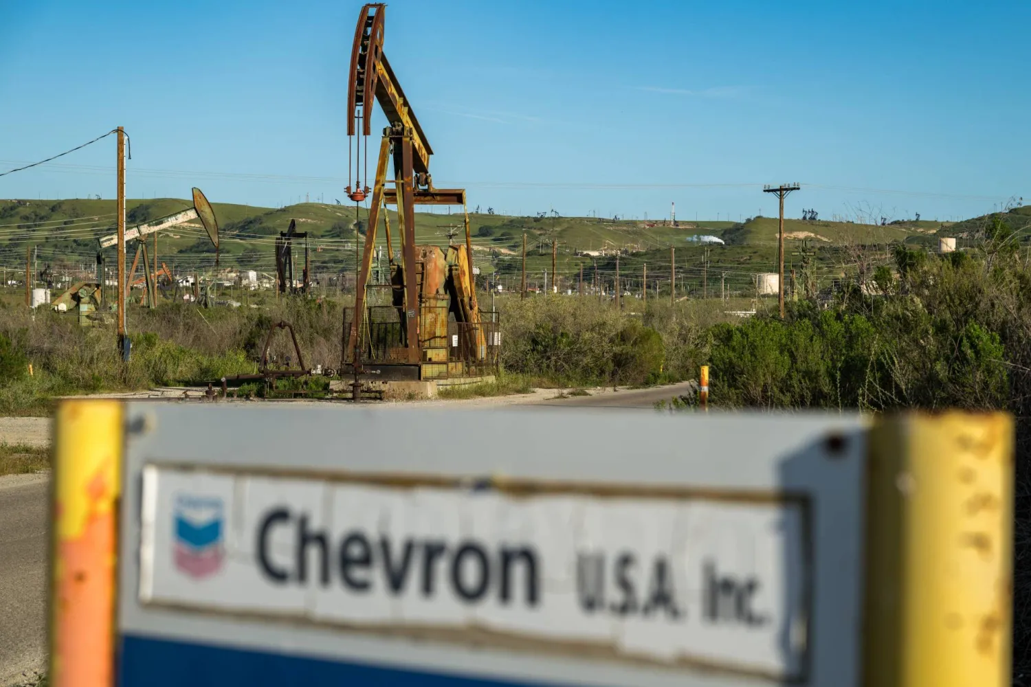 Wells at the San Ardo Oil Field in San Ardo, Calif., Monday, March 9, 2026. (AP Photo/Nic Coury)
