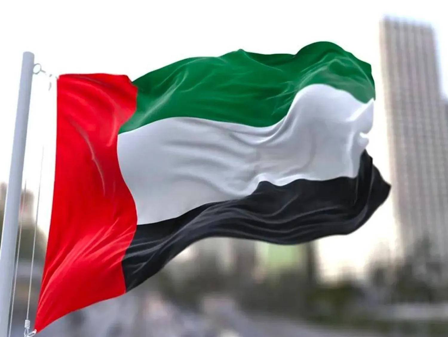 أكدت الجهات المعنية في الإمارات أنه لم تُسجَّل أي إصابات جراء الحادث (الشرق الأوسط)