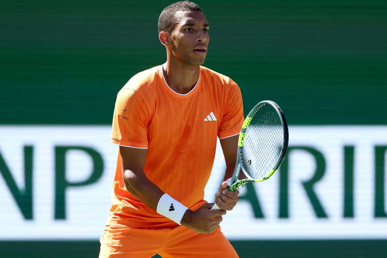 الكندي فليكس أوجيه ألياسيم خارج إنديان ويلز (أ.ف.ب)