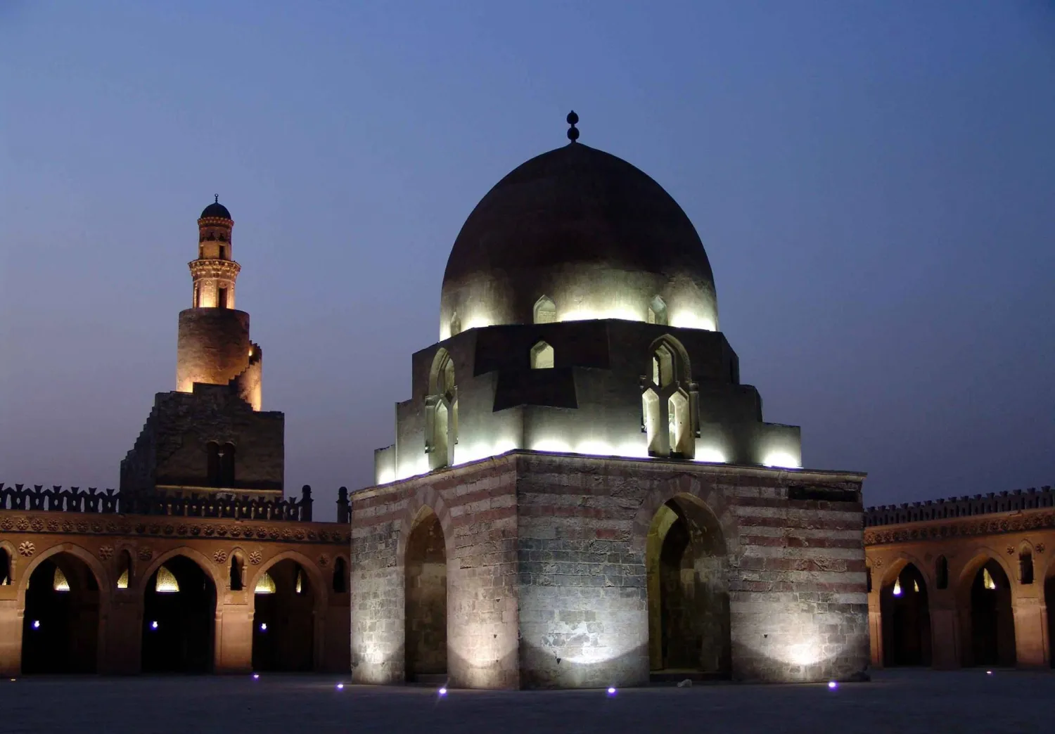 مسجد أحمد بن طولون في القاهرة (الهيئة المصرية لتنشيط السياحة)