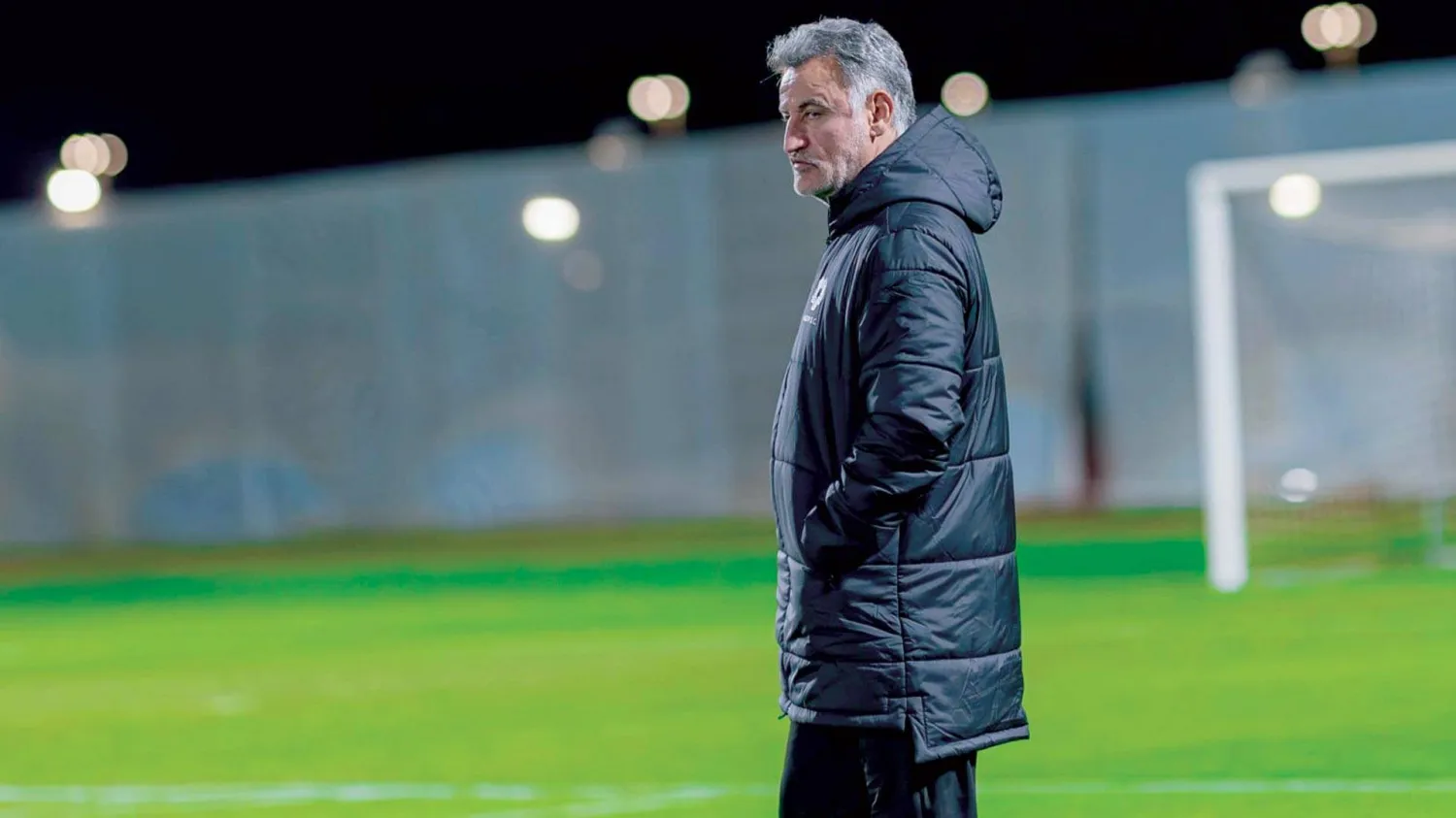 الدوري السعودي: تحدي مدربين يشعل مواجهة نيوم والتعاون