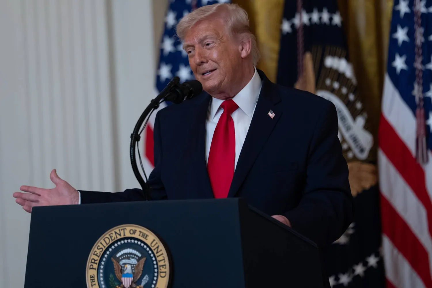 الرئيس الأميركي دونالد ترمب يلقي كلمة خلال فعالية في البيت الأبيض بالعاصمة واشنطن 12 مارس 2026 (د.ب.أ)