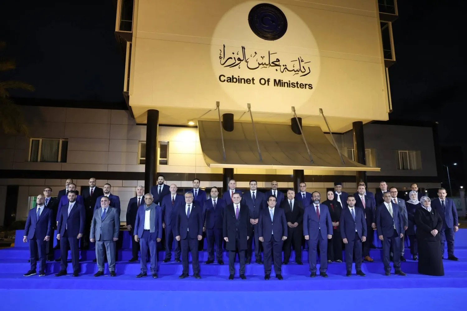 الدبيبة ومحمد المنفي رئيس «المجلس الرئاسي» ومحمد تكالة رئيس «المجلس الأعلى للدولة» يتوسطون الحكومة المعدلة 12 مارس (حكومة الوحدة)