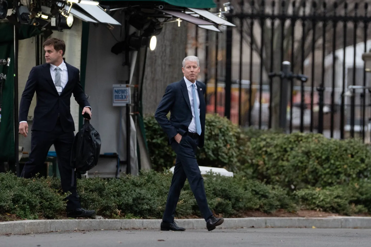 رايت يتوجه إلى البيت الأبيض عقب مقابلة مع شبكة «سي إن إن»... يوم الخميس (أ.ب)