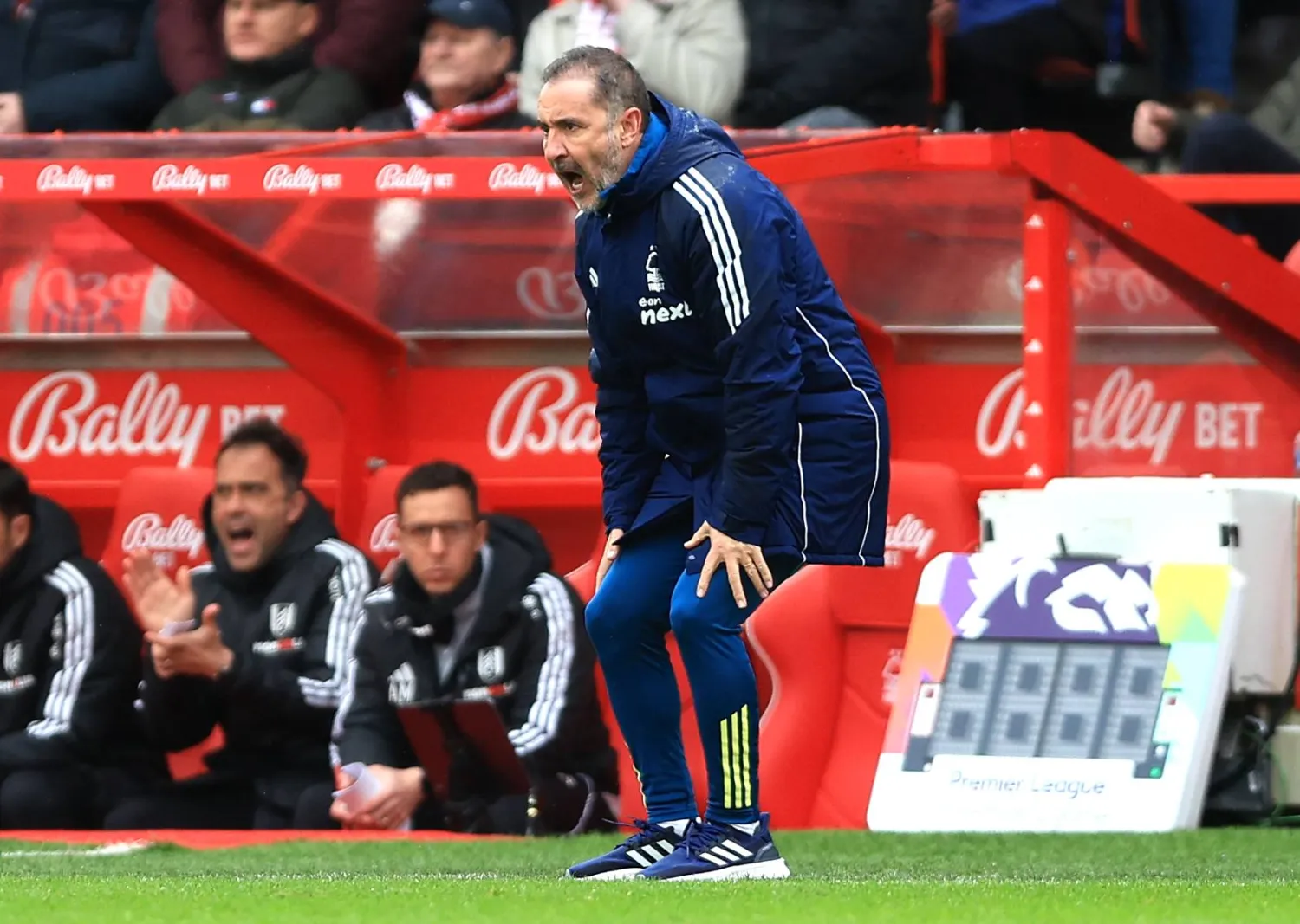 فيتور بيريرا مدرب نوتنغهام فورست (د.ب.أ)