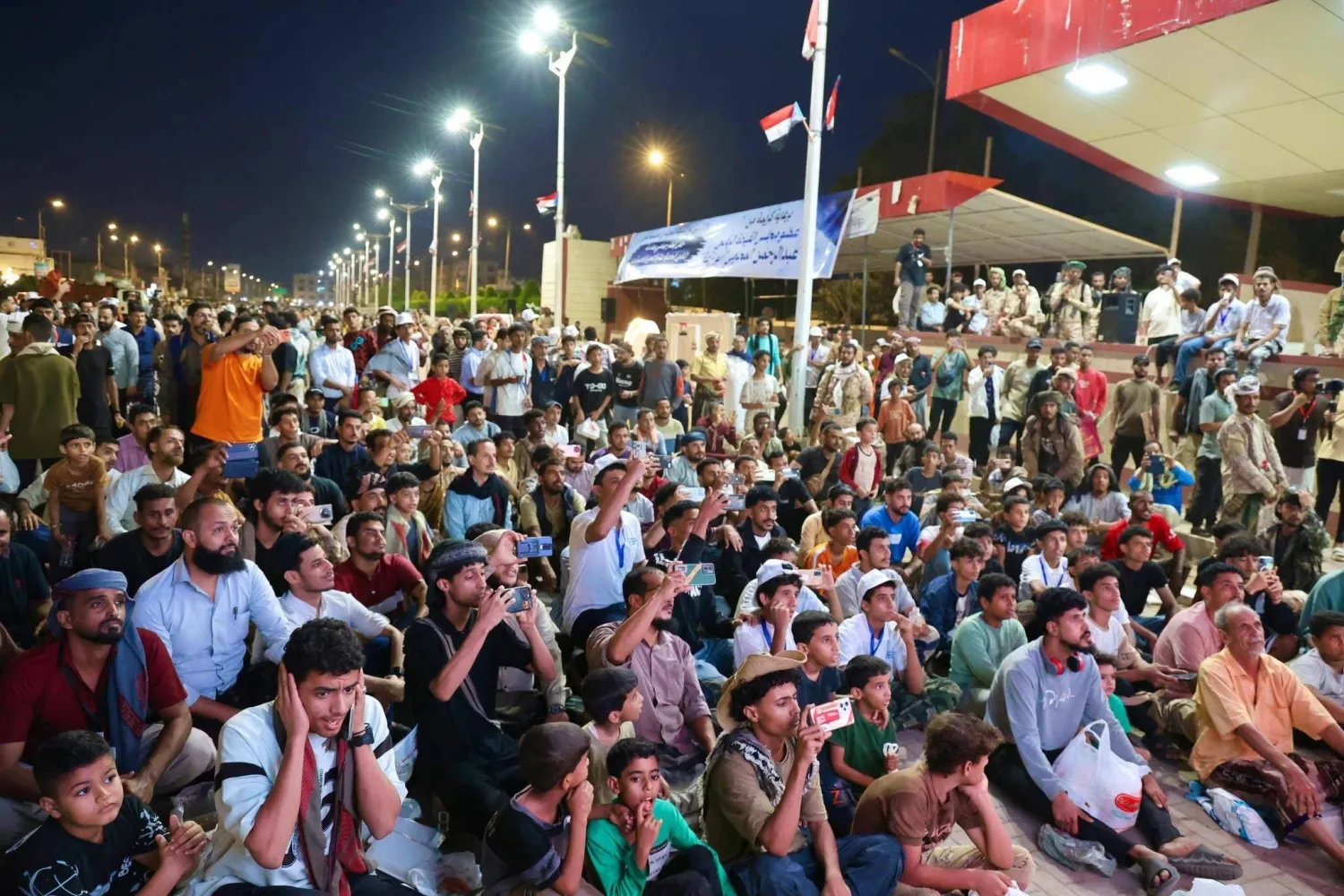 سكان عدن في «ساحة العروض» لتناول الإفطار والاحتفال بذكرى تحريرها من الحوثيين (إعلام محلي)