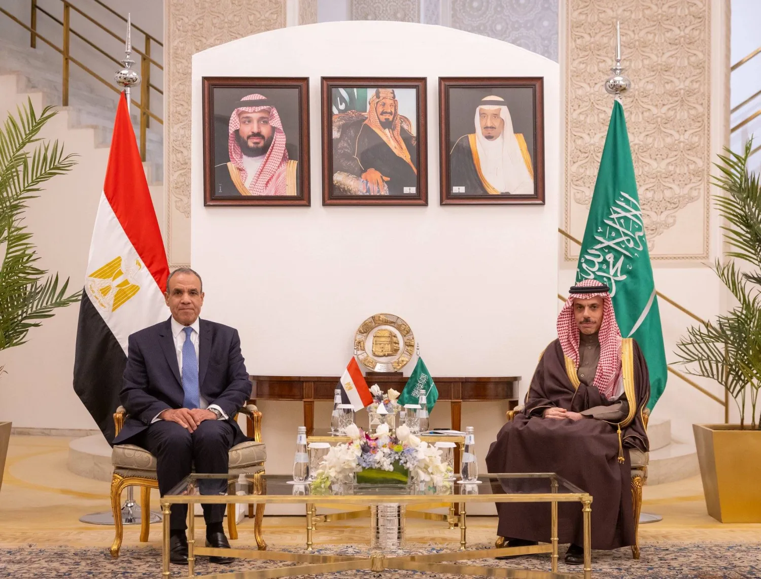 الأمير فيصل بن فرحان لدى استقباله الوزير بدر عبد العاطي في الرياض (واس)