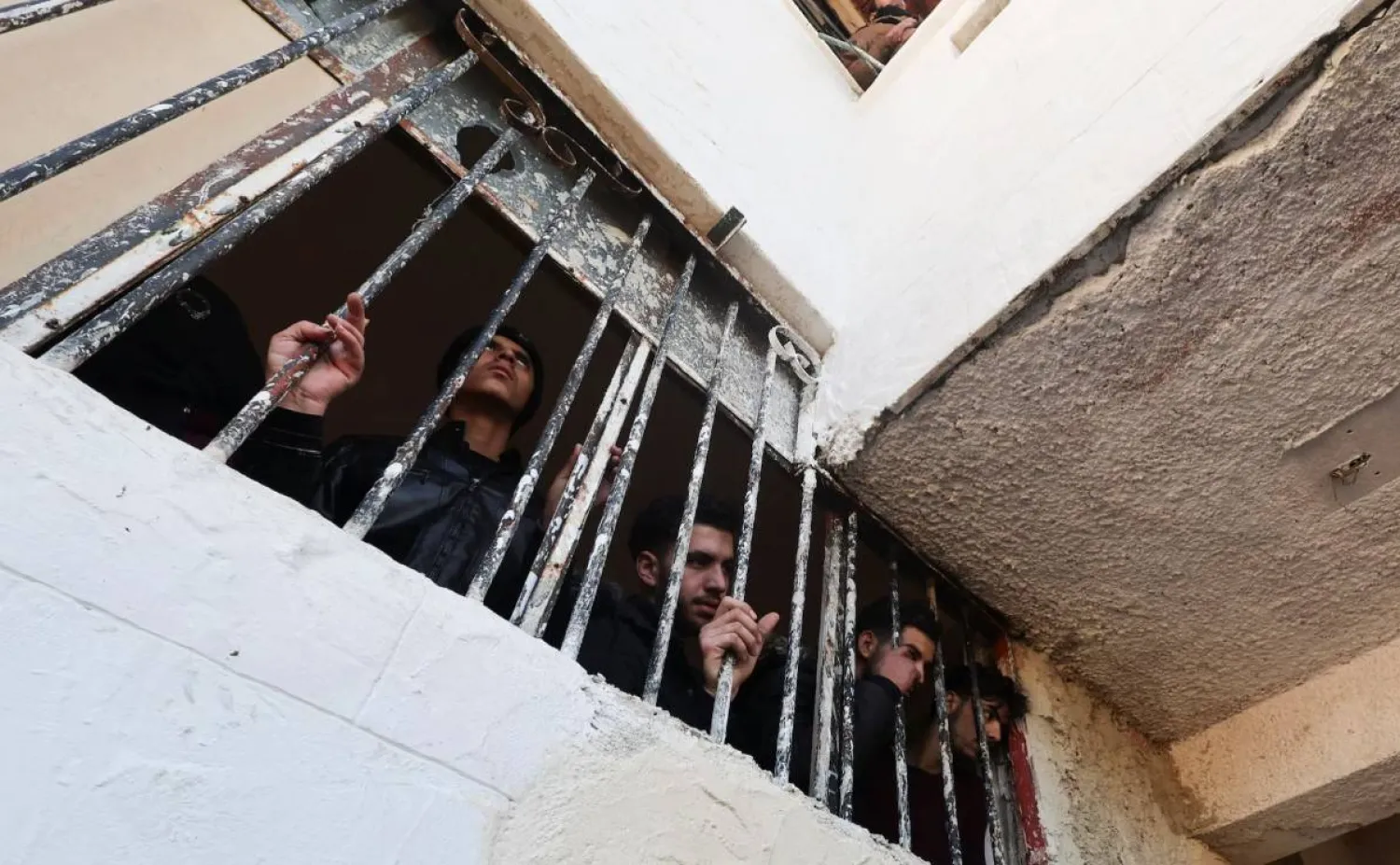 مسؤول السجن السابق أمر مرؤوسيه بإلحاق ألم ‌ومعاناة جسدية ونفسية شديدة بالسجناء السياسيين (أرشيفية - رويترز)