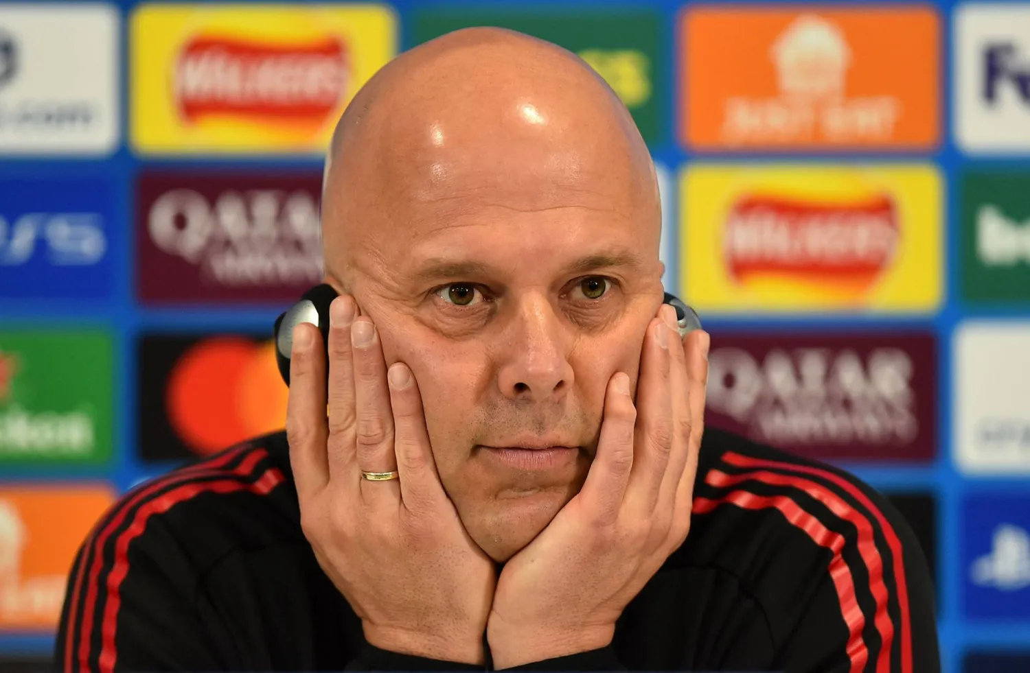  Liverpool's Dutch manager Arne Slot attends a press conference at Anfield stadium in Liverpool, north-west England on March 17, 2026, on the eve of their UEFA Champions League, last 16 second leg football match against Galatasaray. (AFP) 