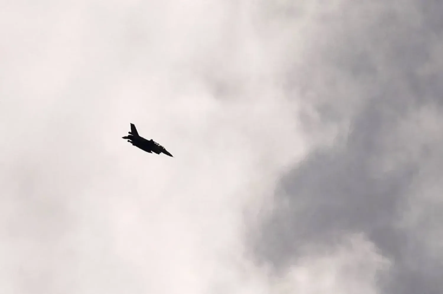 İran, Tel Aviv’i küme başlıklı füzelerle bombaladı... İsrail, Beyrut’a yönelik hava saldırılarını yoğunlaştırdı