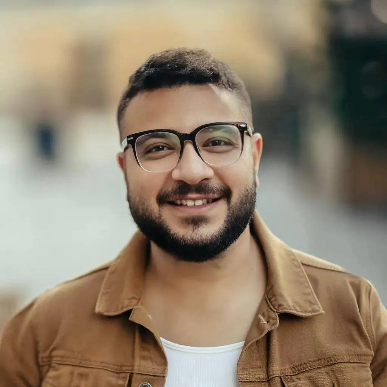 المؤلف محمد سيد بشير (الشرق الأوسط)