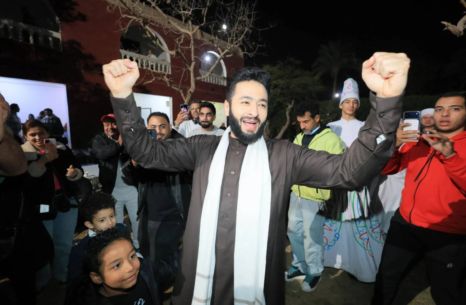 انتهى حمادة هلال من تصوير «المداح 6» في الأسبوع الأخير من رمضان (حسابه على «فيسبوك»)
