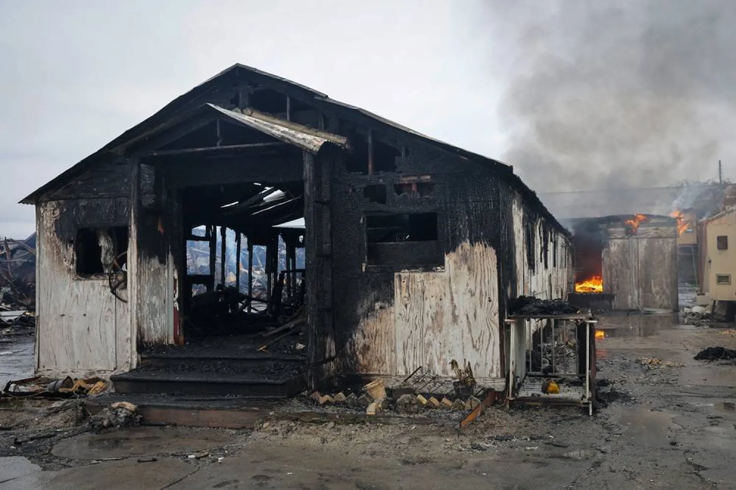  A part of a drug rehabilitation center destroyed in what the Taliban said was a Pakistani air strike burns, in Kabul, Afghanistan, March 18, 2026. (Reuters)