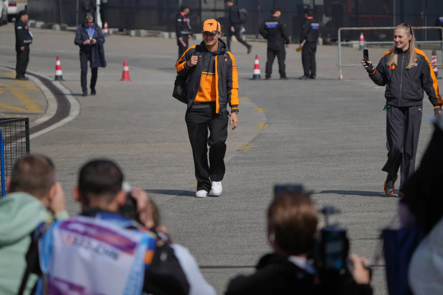 لاندو نوريس قال إن شعوره سيريالي (أ.ب)