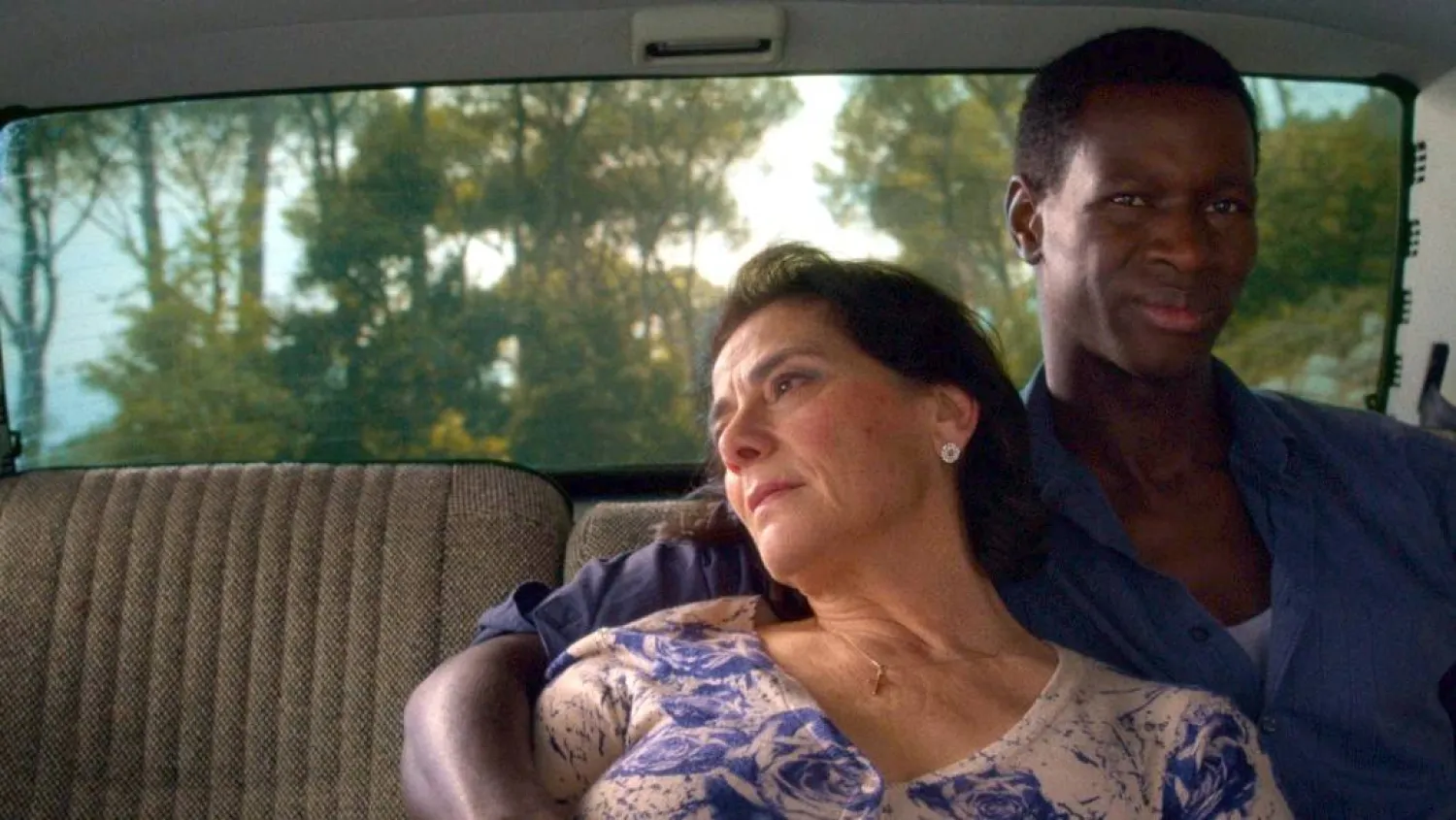  هيام عباس وأمين بن رشيد في «لمن يجرؤ» (مهرجان برلين)