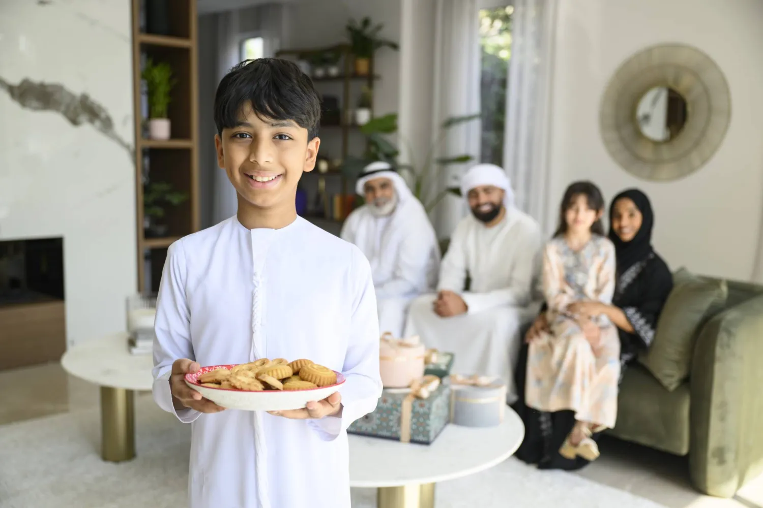 دراسات تحذر من «متلازمة العيد المعوية»